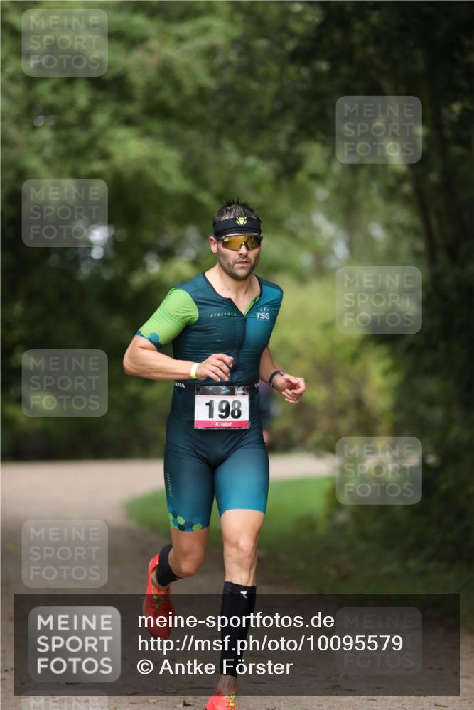 30.08.2026 - Elbe Triathlon Hamburg Antke Förster http://msf.ph/oto/10095579 30.08.2026 10:02:24 Laufen 198 meine-sportfotos.de