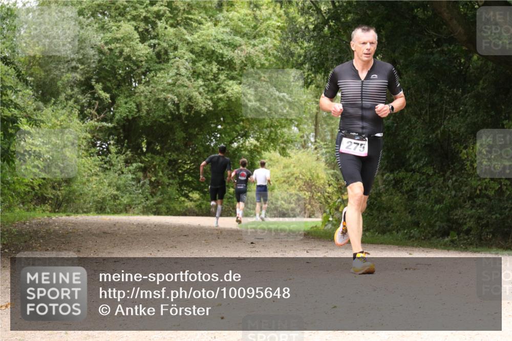 30.08.2026 - Elbe Triathlon Hamburg Antke Förster http://msf.ph/oto/10095648 30.08.2026 10:09:20 Laufen 275 meine-sportfotos.de