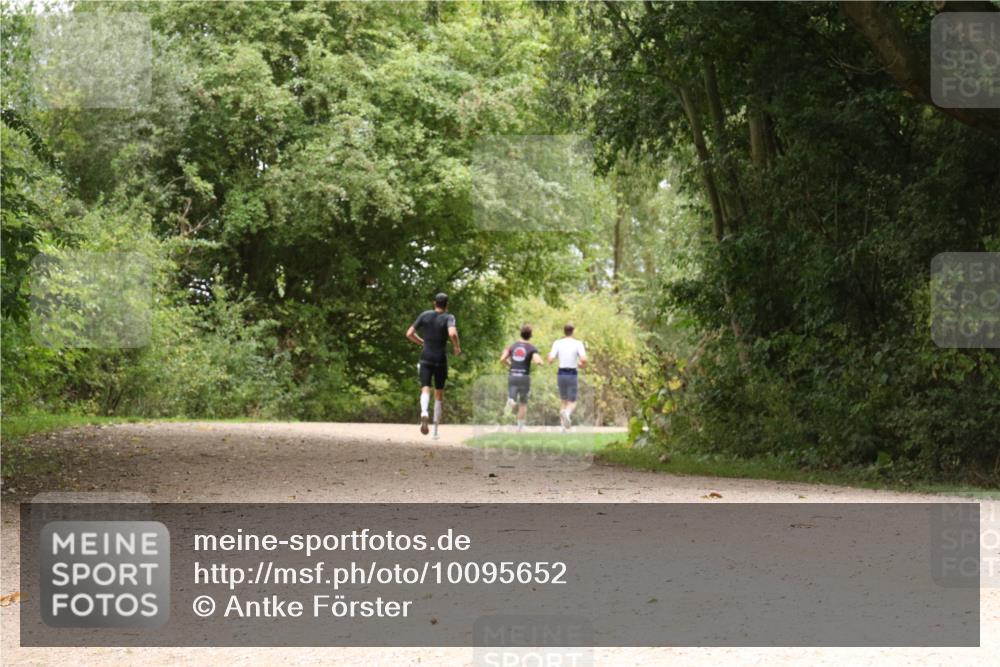 30.08.2026 - Elbe Triathlon Hamburg Antke Förster http://msf.ph/oto/10095652 30.08.2026 10:09:21 Laufen  meine-sportfotos.de