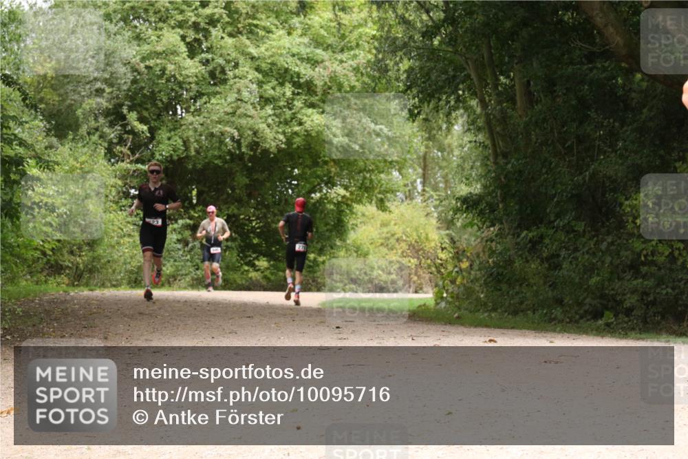 30.08.2026 - Elbe Triathlon Hamburg Antke Förster http://msf.ph/oto/10095716 30.08.2026 10:10:41 Laufen 23 meine-sportfotos.de