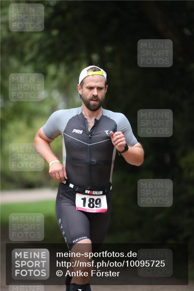 30.08.2026 - Elbe Triathlon Hamburg Antke Förster http://msf.ph/oto/10095725 30.08.2026 10:06:01 Laufen 189 meine-sportfotos.de