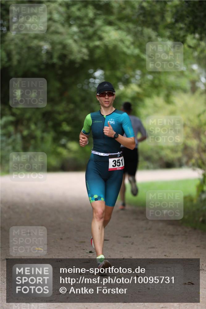 30.08.2026 - Elbe Triathlon Hamburg Antke Förster http://msf.ph/oto/10095731 30.08.2026 10:06:05 Laufen 351 meine-sportfotos.de
