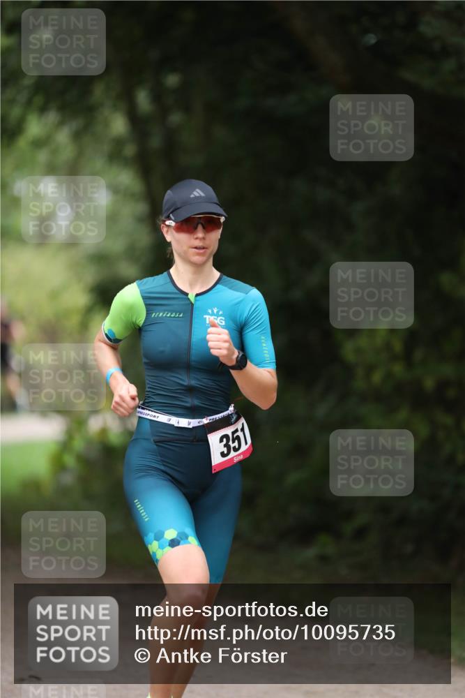 30.08.2026 - Elbe Triathlon Hamburg Antke Förster http://msf.ph/oto/10095735 30.08.2026 10:06:06 Laufen 351 meine-sportfotos.de