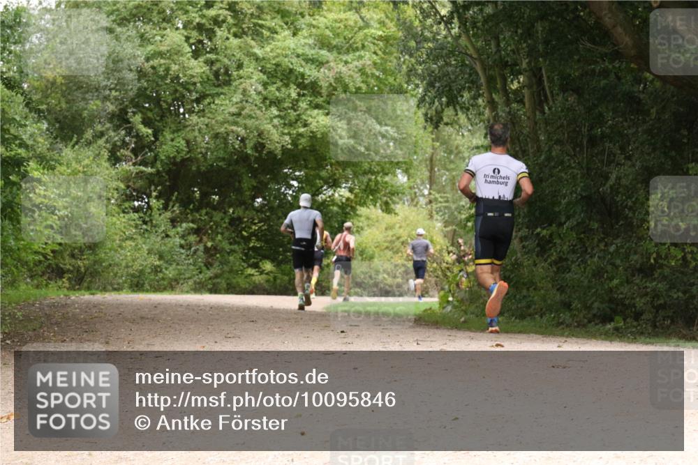 30.08.2026 - Elbe Triathlon Hamburg Antke Förster http://msf.ph/oto/10095846 30.08.2026 10:12:08 Laufen  meine-sportfotos.de