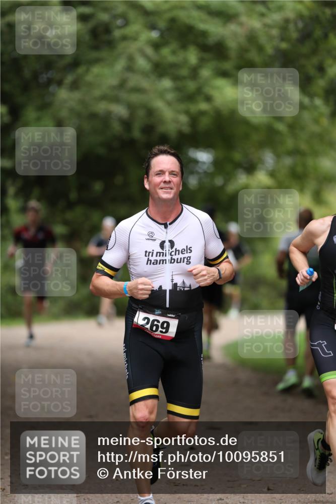 30.08.2026 - Elbe Triathlon Hamburg Antke Förster http://msf.ph/oto/10095851 30.08.2026 10:07:56 Laufen 269 meine-sportfotos.de
