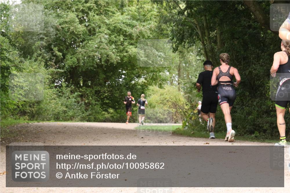 30.08.2026 - Elbe Triathlon Hamburg Antke Förster http://msf.ph/oto/10095862 30.08.2026 10:12:32 Laufen  meine-sportfotos.de