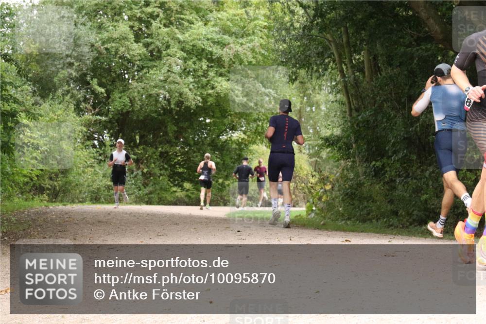 30.08.2026 - Elbe Triathlon Hamburg Antke Förster http://msf.ph/oto/10095870 30.08.2026 10:12:42 Laufen  meine-sportfotos.de