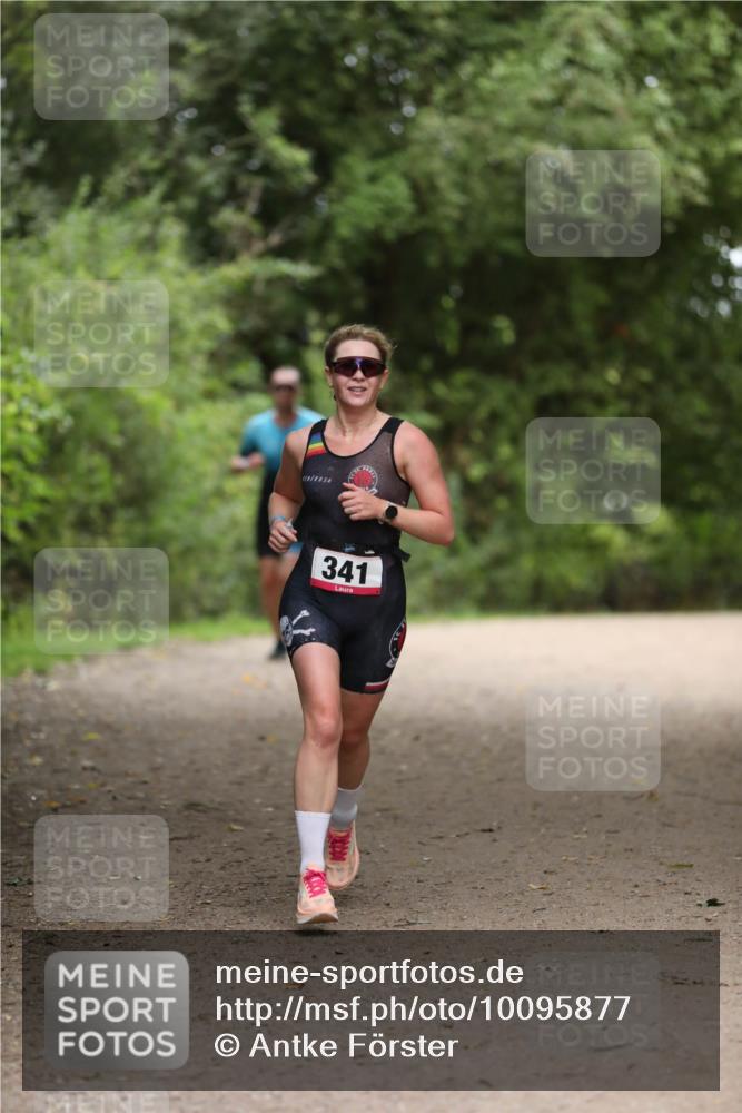 30.08.2026 - Elbe Triathlon Hamburg Antke Förster http://msf.ph/oto/10095877 30.08.2026 10:08:12 Laufen 341 meine-sportfotos.de
