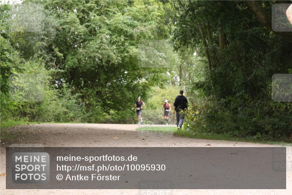30.08.2026 - Elbe Triathlon Hamburg Antke Förster http://msf.ph/oto/10095930 30.08.2026 10:13:30 Laufen  meine-sportfotos.de