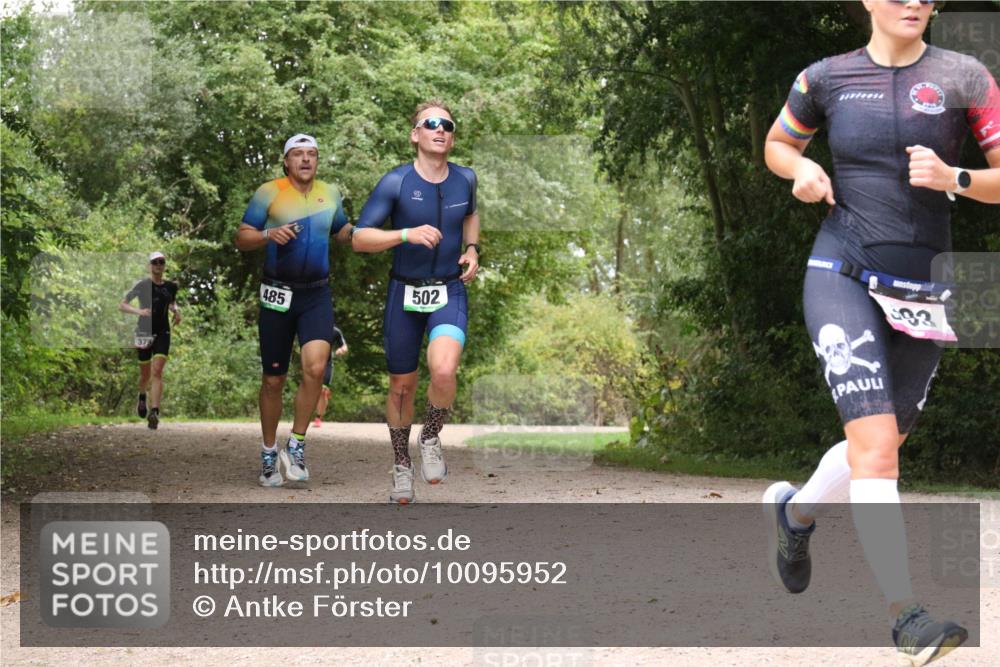 30.08.2026 - Elbe Triathlon Hamburg Antke Förster http://msf.ph/oto/10095952 30.08.2026 10:14:00 Laufen 375, 485, 502, 693 meine-sportfotos.de