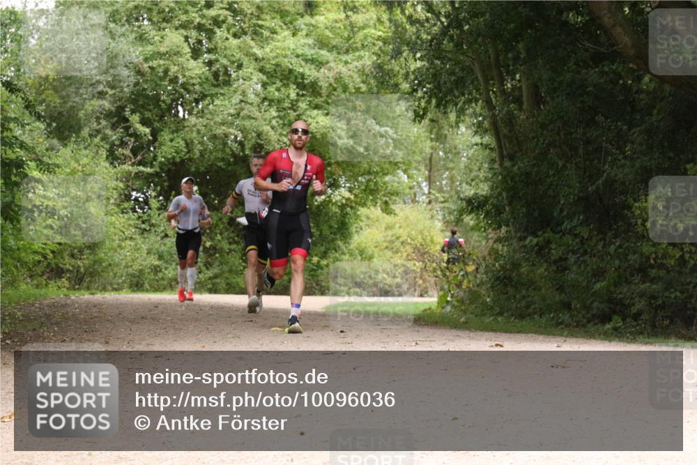 30.08.2026 - Elbe Triathlon Hamburg Antke Förster http://msf.ph/oto/10096036 30.08.2026 10:15:35 Laufen  meine-sportfotos.de