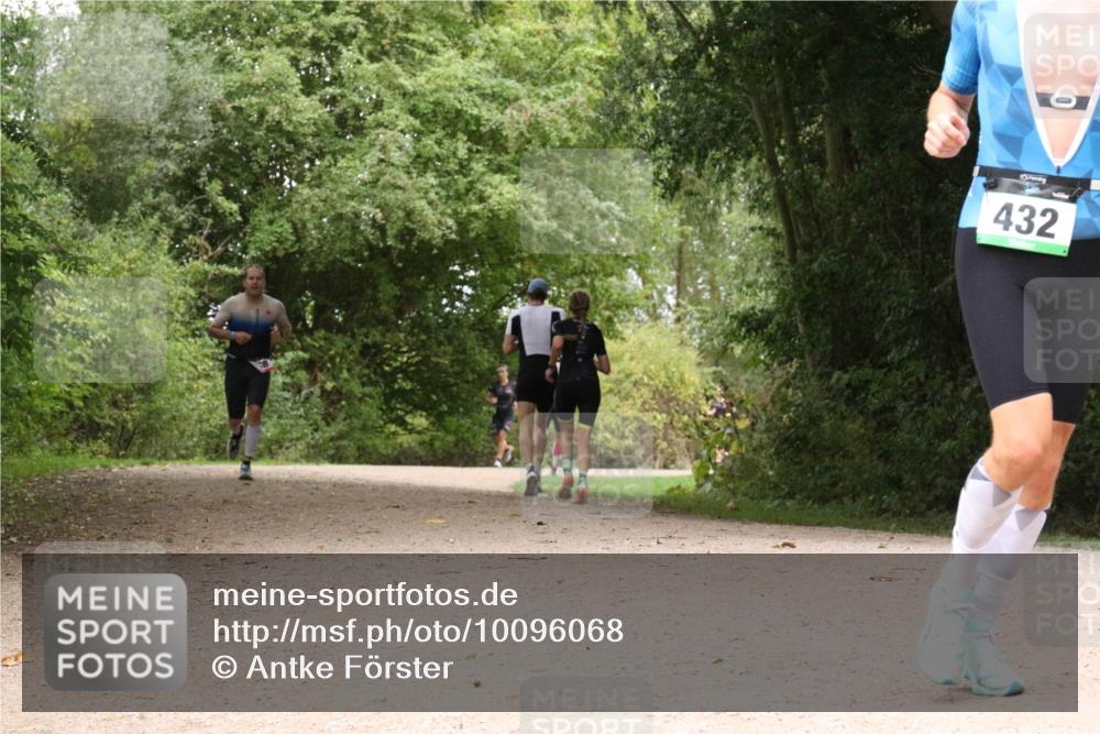 30.08.2026 - Elbe Triathlon Hamburg Antke Förster http://msf.ph/oto/10096068 30.08.2026 10:15:58 Laufen 432 meine-sportfotos.de