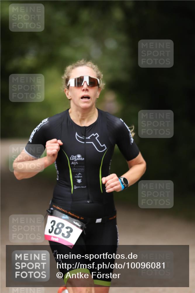 30.08.2026 - Elbe Triathlon Hamburg Antke Förster http://msf.ph/oto/10096081 30.08.2026 10:11:21 Laufen 383 meine-sportfotos.de