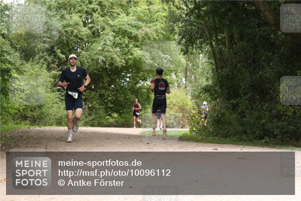 30.08.2026 - Elbe Triathlon Hamburg Antke Förster http://msf.ph/oto/10096112 30.08.2026 10:16:23 Laufen 94 meine-sportfotos.de