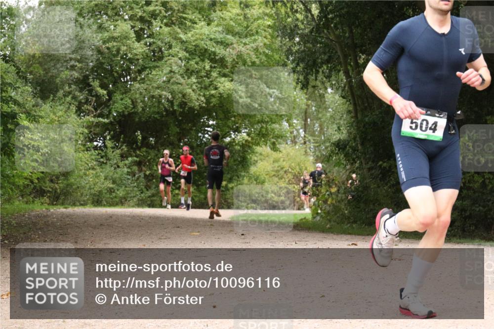 30.08.2026 - Elbe Triathlon Hamburg Antke Förster http://msf.ph/oto/10096116 30.08.2026 10:16:25 Laufen 504 meine-sportfotos.de