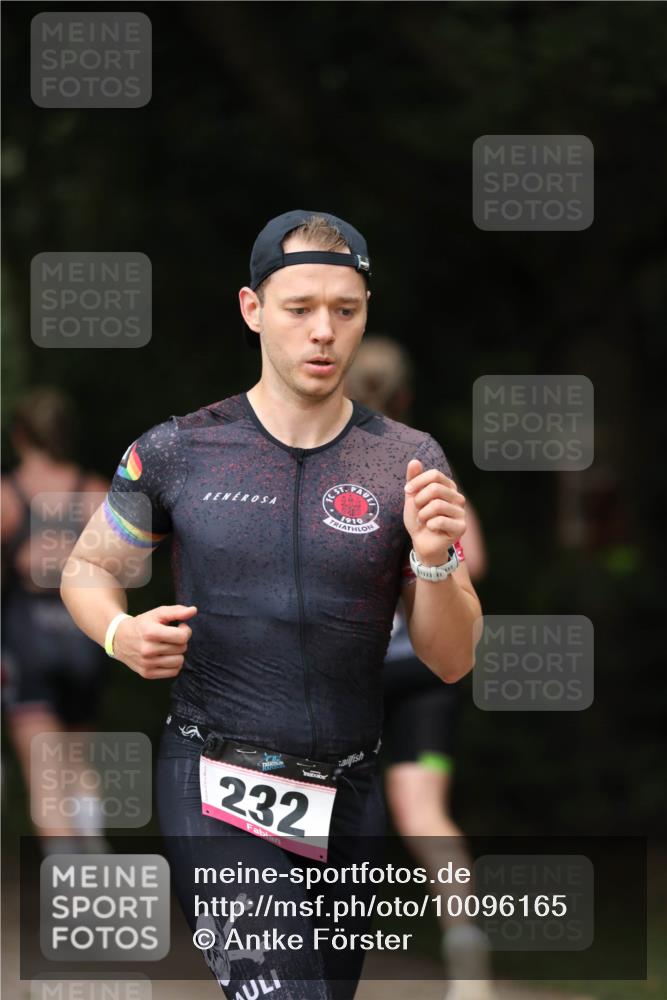 30.08.2026 - Elbe Triathlon Hamburg Antke Förster http://msf.ph/oto/10096165 30.08.2026 10:12:33 Laufen 232, 910 meine-sportfotos.de