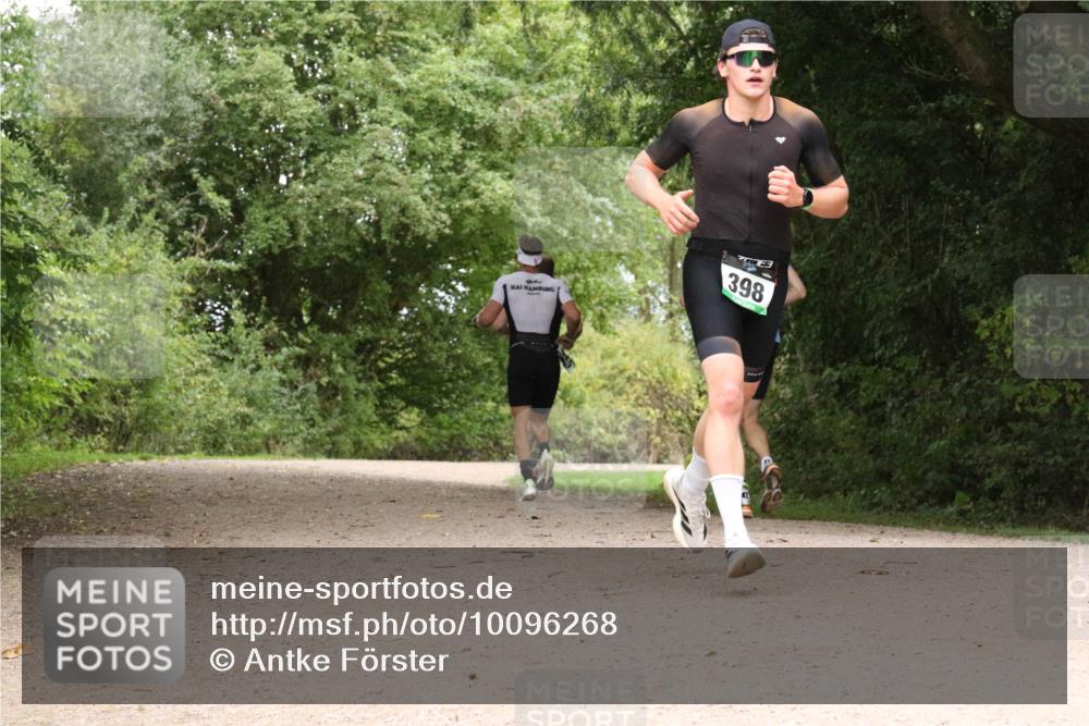 30.08.2026 - Elbe Triathlon Hamburg Antke Förster http://msf.ph/oto/10096268 30.08.2026 10:18:10 Laufen 398 meine-sportfotos.de