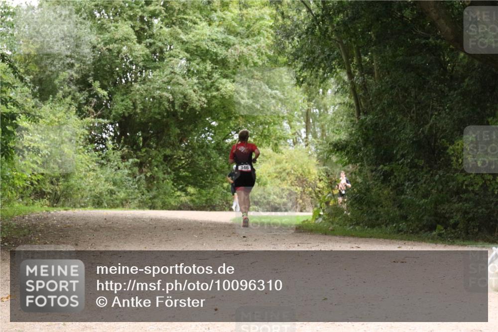 30.08.2026 - Elbe Triathlon Hamburg Antke Förster http://msf.ph/oto/10096310 30.08.2026 10:19:10 Laufen 346 meine-sportfotos.de
