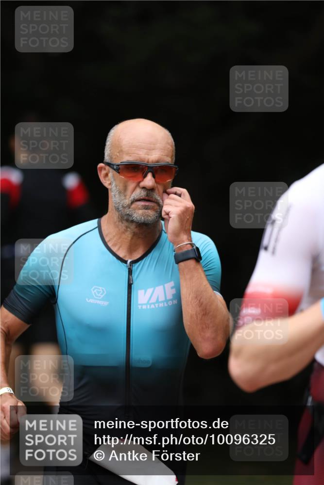 30.08.2026 - Elbe Triathlon Hamburg Antke Förster http://msf.ph/oto/10096325 30.08.2026 10:15:23 Laufen  meine-sportfotos.de