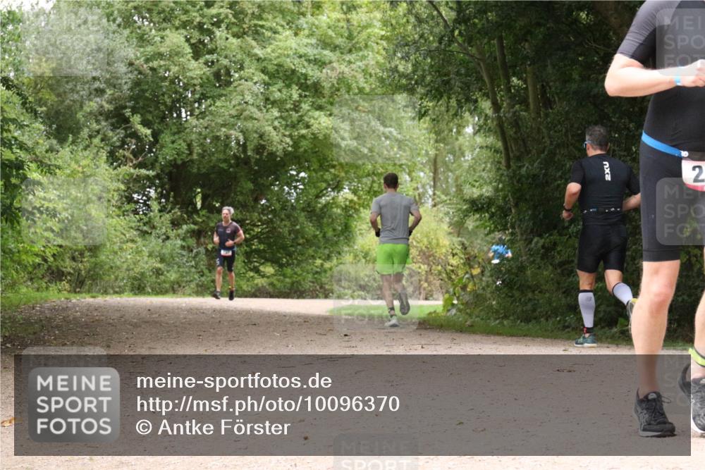 30.08.2026 - Elbe Triathlon Hamburg Antke Förster http://msf.ph/oto/10096370 30.08.2026 10:20:37 Laufen 2, 2 meine-sportfotos.de