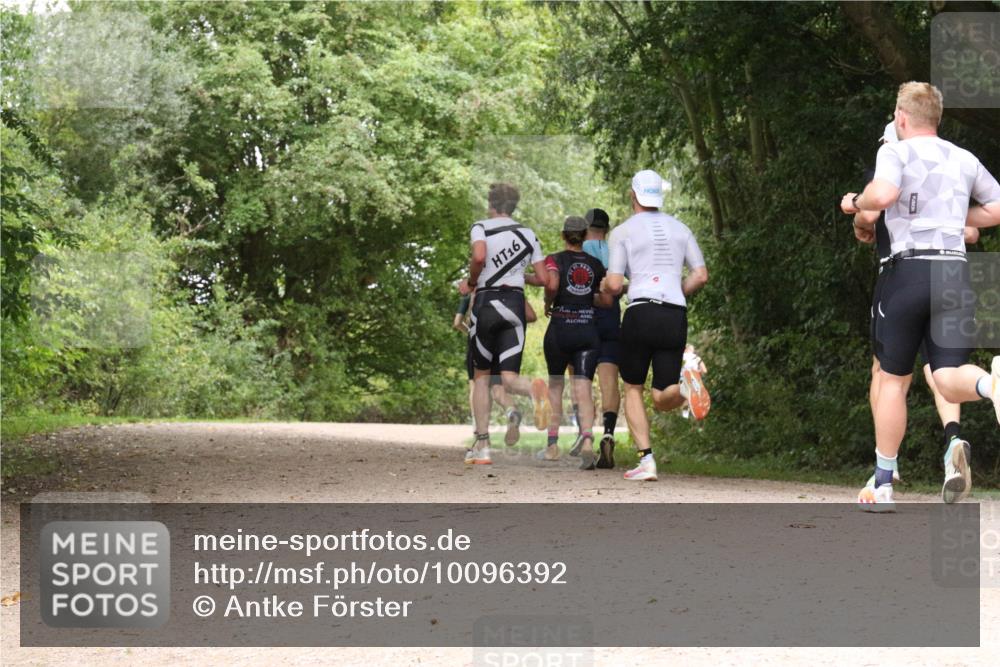 30.08.2026 - Elbe Triathlon Hamburg Antke Förster http://msf.ph/oto/10096392 30.08.2026 10:21:00 Laufen 16 meine-sportfotos.de