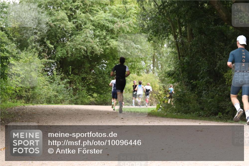 30.08.2026 - Elbe Triathlon Hamburg Antke Förster http://msf.ph/oto/10096446 30.08.2026 10:22:05 Laufen  meine-sportfotos.de