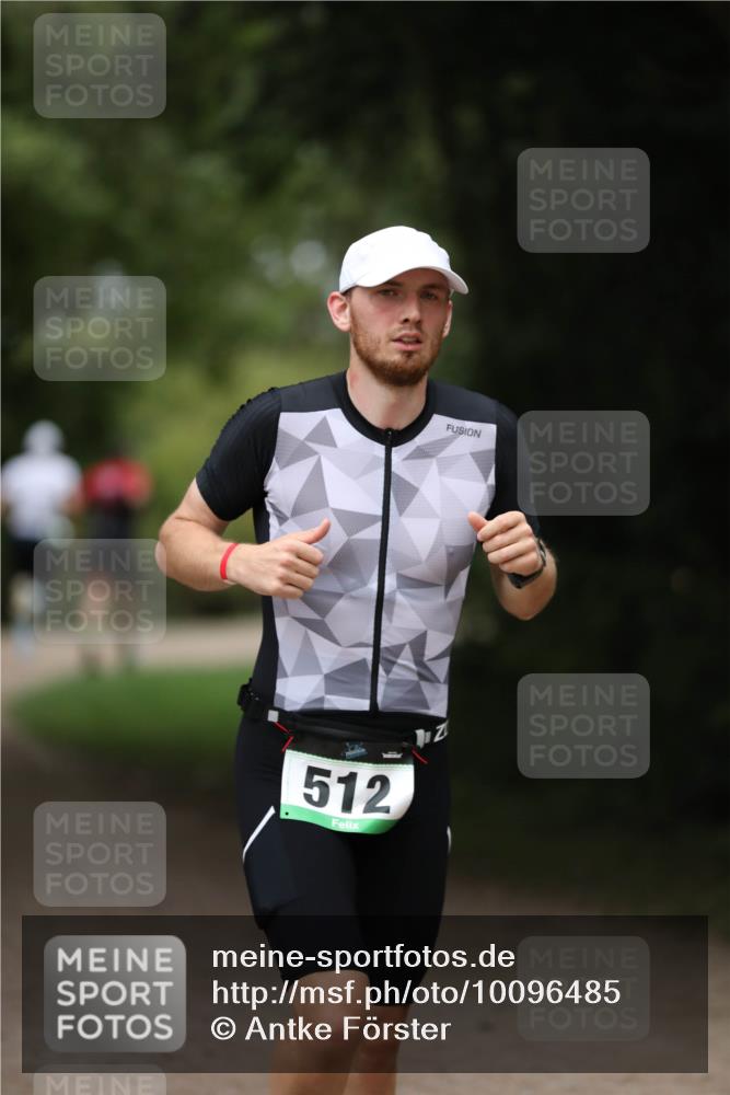 30.08.2026 - Elbe Triathlon Hamburg Antke Förster http://msf.ph/oto/10096485 30.08.2026 10:16:57 Laufen 512 meine-sportfotos.de
