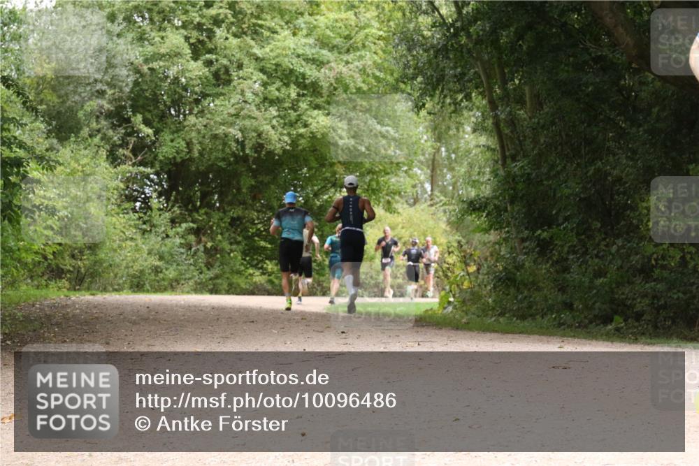 30.08.2026 - Elbe Triathlon Hamburg Antke Förster http://msf.ph/oto/10096486 30.08.2026 10:22:47 Laufen  meine-sportfotos.de