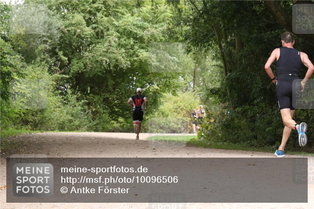 30.08.2026 - Elbe Triathlon Hamburg Antke Förster http://msf.ph/oto/10096506 30.08.2026 10:23:03 Laufen  meine-sportfotos.de