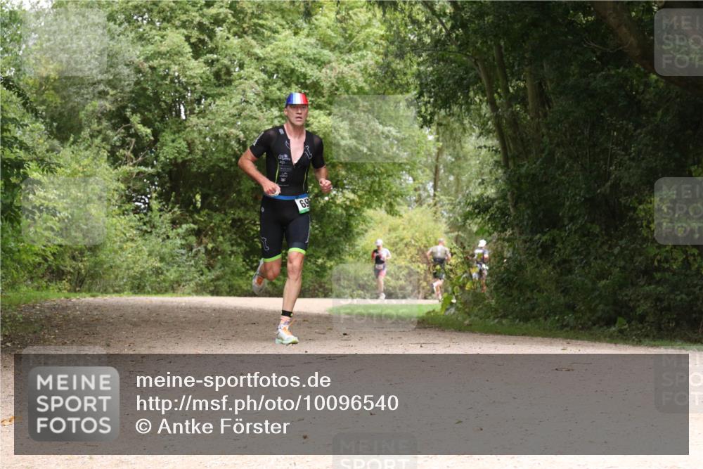 30.08.2026 - Elbe Triathlon Hamburg Antke Förster http://msf.ph/oto/10096540 30.08.2026 10:23:39 Laufen 69 meine-sportfotos.de