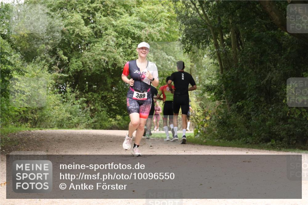 30.08.2026 - Elbe Triathlon Hamburg Antke Förster http://msf.ph/oto/10096550 30.08.2026 10:23:53 Laufen 389 meine-sportfotos.de