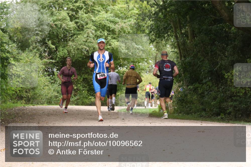 30.08.2026 - Elbe Triathlon Hamburg Antke Förster http://msf.ph/oto/10096562 30.08.2026 10:24:02 Laufen 288 meine-sportfotos.de