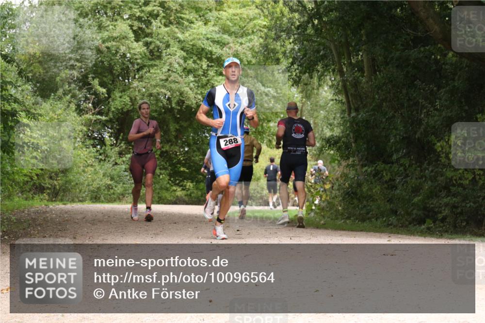 30.08.2026 - Elbe Triathlon Hamburg Antke Förster http://msf.ph/oto/10096564 30.08.2026 10:24:02 Laufen 288 meine-sportfotos.de