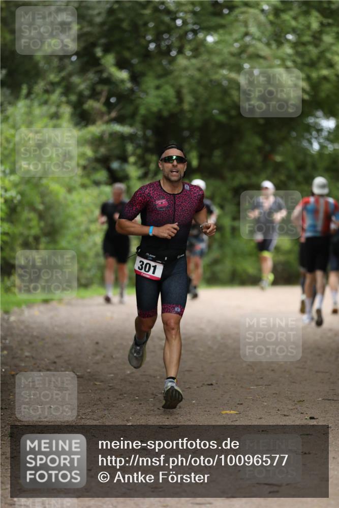 30.08.2026 - Elbe Triathlon Hamburg Antke Förster http://msf.ph/oto/10096577 30.08.2026 10:18:51 Laufen 301 meine-sportfotos.de