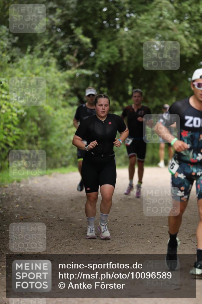 30.08.2026 - Elbe Triathlon Hamburg Antke Förster http://msf.ph/oto/10096589 30.08.2026 10:18:59 Laufen  meine-sportfotos.de