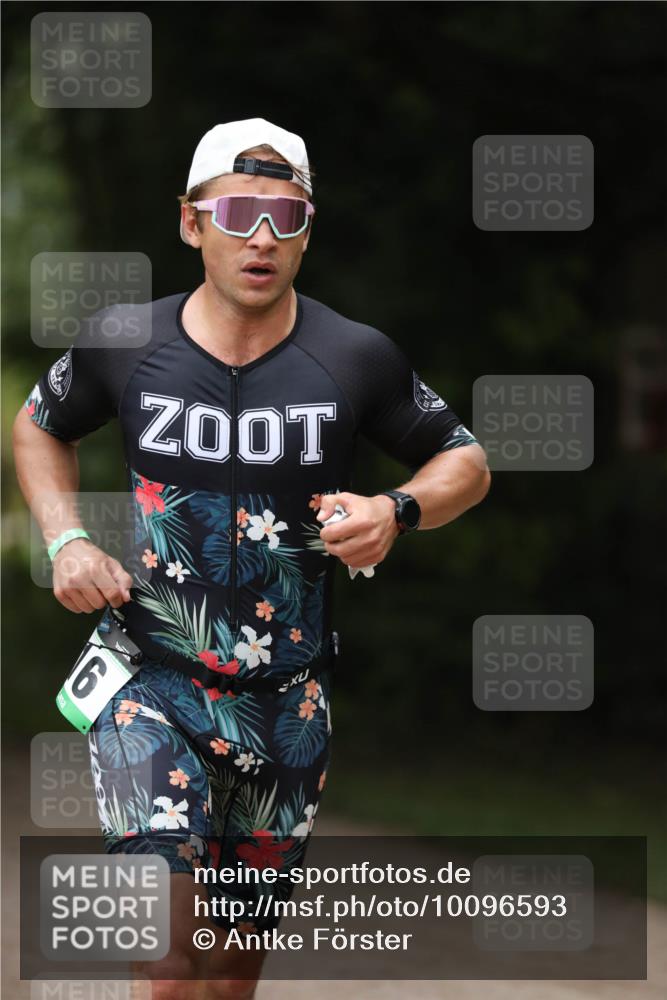 30.08.2026 - Elbe Triathlon Hamburg Antke Förster http://msf.ph/oto/10096593 30.08.2026 10:19:00 Laufen 6 meine-sportfotos.de