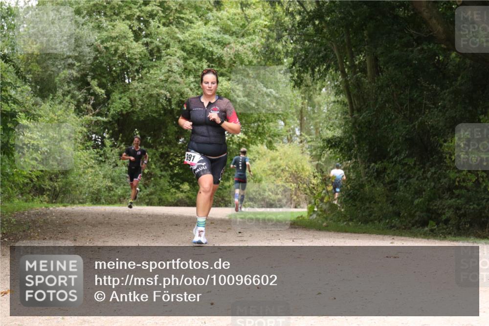 30.08.2026 - Elbe Triathlon Hamburg Antke Förster http://msf.ph/oto/10096602 30.08.2026 10:24:30 Laufen 391 meine-sportfotos.de