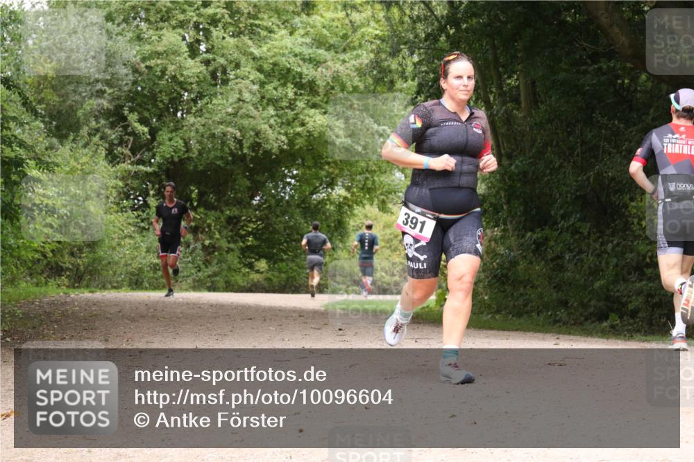 30.08.2026 - Elbe Triathlon Hamburg Antke Förster http://msf.ph/oto/10096604 30.08.2026 10:24:31 Laufen 391 meine-sportfotos.de