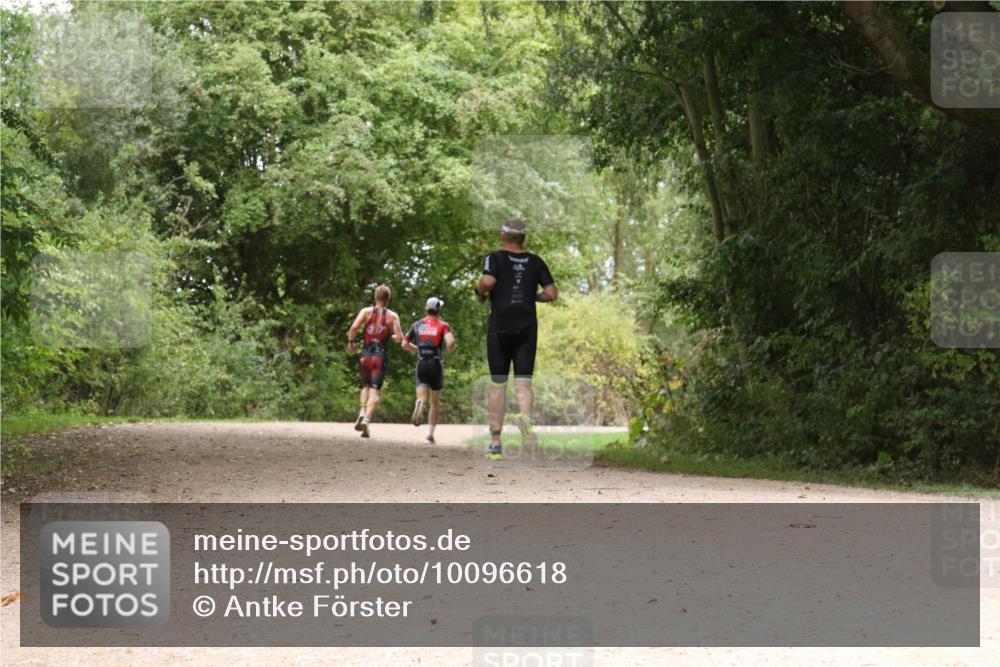 30.08.2026 - Elbe Triathlon Hamburg Antke Förster http://msf.ph/oto/10096618 30.08.2026 10:24:38 Laufen  meine-sportfotos.de