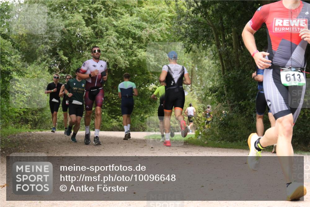 30.08.2026 - Elbe Triathlon Hamburg Antke Förster http://msf.ph/oto/10096648 30.08.2026 10:25:40 Laufen 1, 613 meine-sportfotos.de
