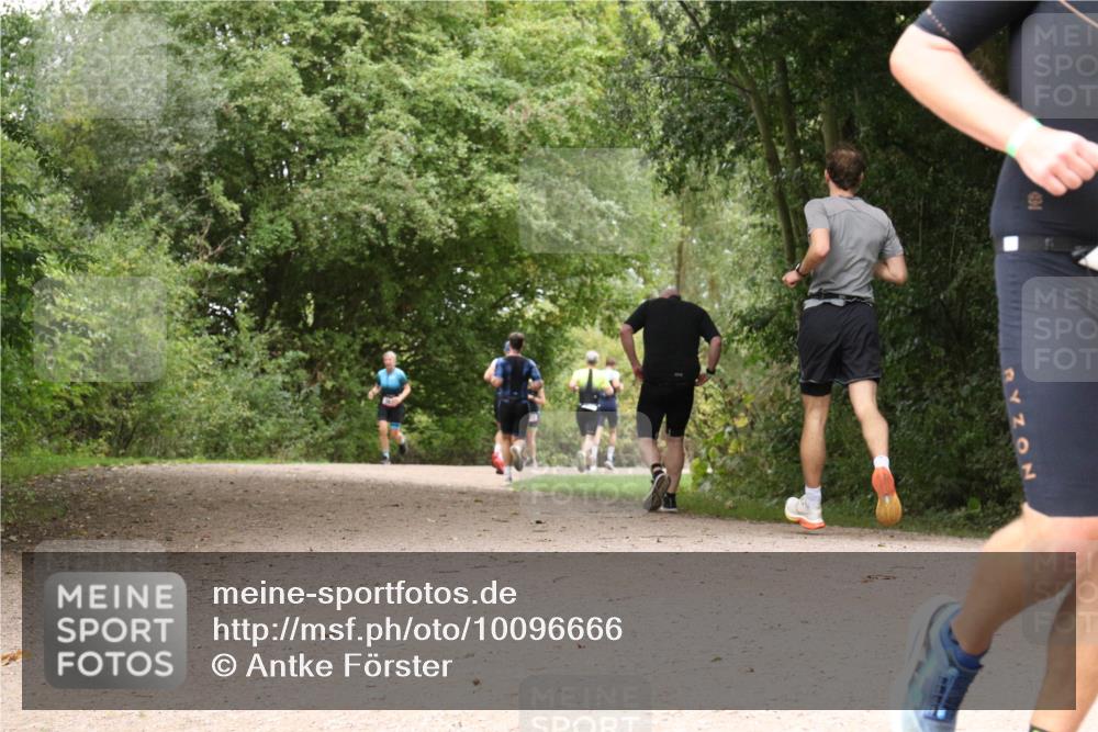 30.08.2026 - Elbe Triathlon Hamburg Antke Förster http://msf.ph/oto/10096666 30.08.2026 10:25:48 Laufen  meine-sportfotos.de