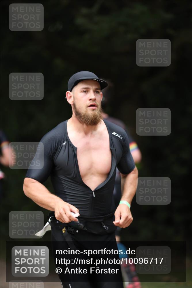 30.08.2026 - Elbe Triathlon Hamburg Antke Förster http://msf.ph/oto/10096717 30.08.2026 10:21:28 Laufen  meine-sportfotos.de