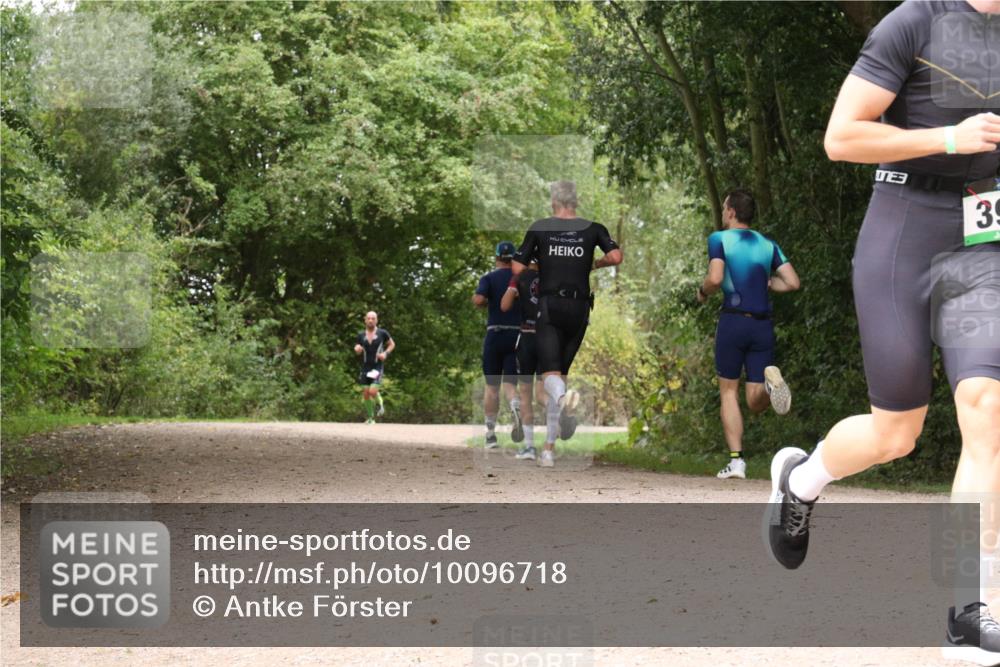 30.08.2026 - Elbe Triathlon Hamburg Antke Förster http://msf.ph/oto/10096718 30.08.2026 10:26:35 Laufen 39 meine-sportfotos.de