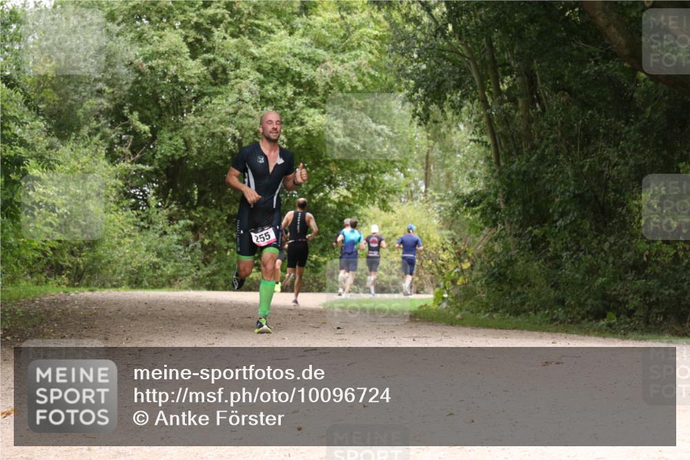 30.08.2026 - Elbe Triathlon Hamburg Antke Förster http://msf.ph/oto/10096724 30.08.2026 10:26:42 Laufen 255 meine-sportfotos.de
