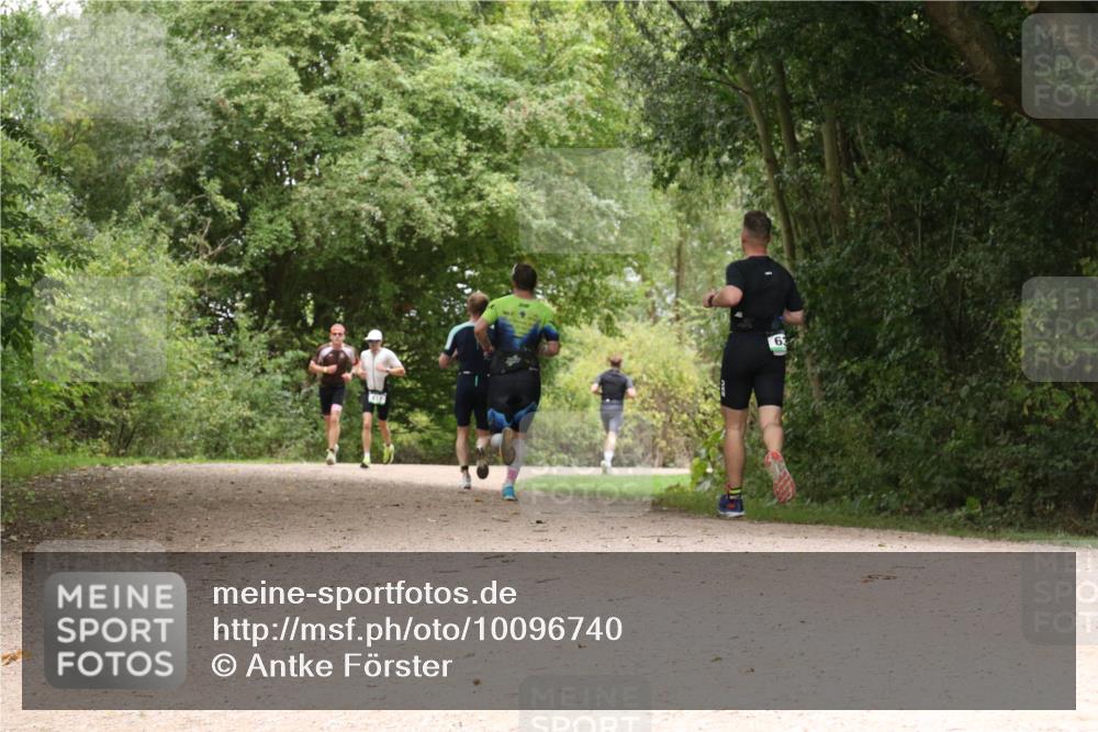 30.08.2026 - Elbe Triathlon Hamburg Antke Förster http://msf.ph/oto/10096740 30.08.2026 10:26:55 Laufen 9 meine-sportfotos.de