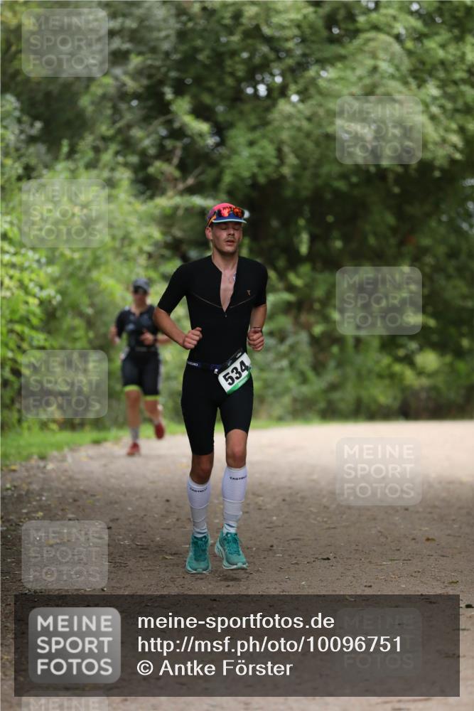30.08.2026 - Elbe Triathlon Hamburg Antke Förster http://msf.ph/oto/10096751 30.08.2026 10:22:15 Laufen 534 meine-sportfotos.de