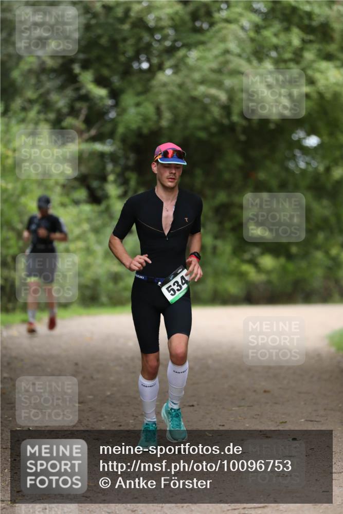 30.08.2026 - Elbe Triathlon Hamburg Antke Förster http://msf.ph/oto/10096753 30.08.2026 10:22:15 Laufen 534 meine-sportfotos.de