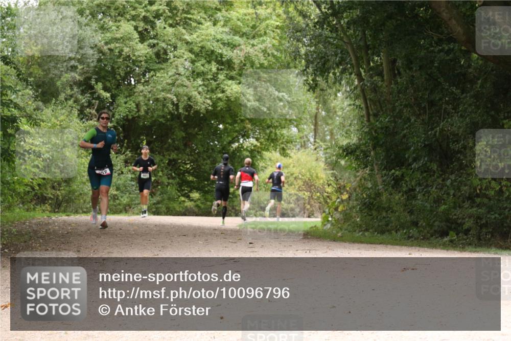 30.08.2026 - Elbe Triathlon Hamburg Antke Förster http://msf.ph/oto/10096796 30.08.2026 10:27:45 Laufen 481 meine-sportfotos.de