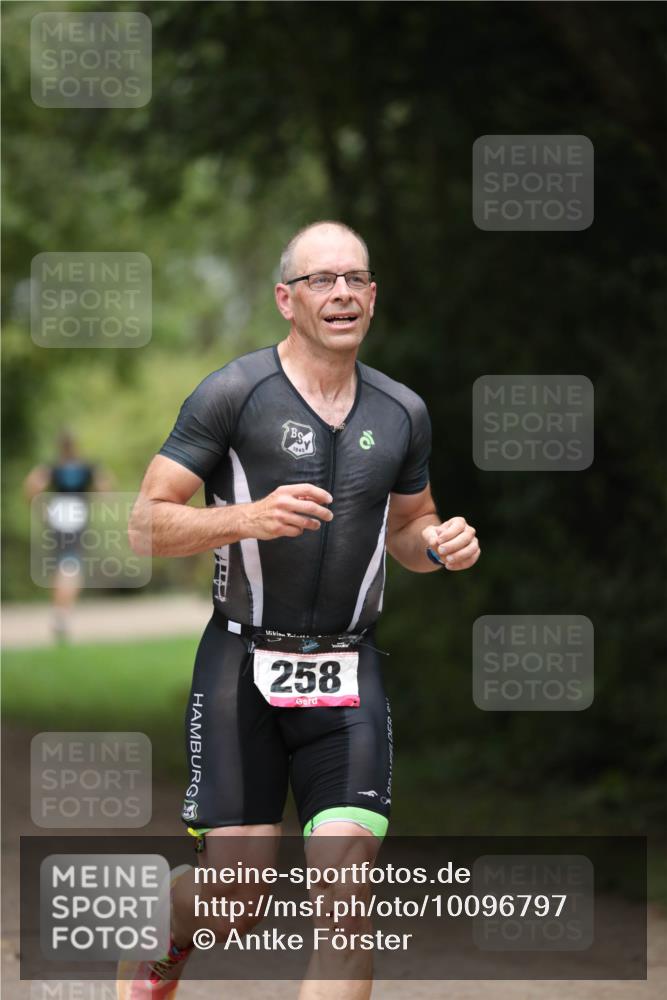 30.08.2026 - Elbe Triathlon Hamburg Antke Förster http://msf.ph/oto/10096797 30.08.2026 10:22:59 Laufen 258 meine-sportfotos.de
