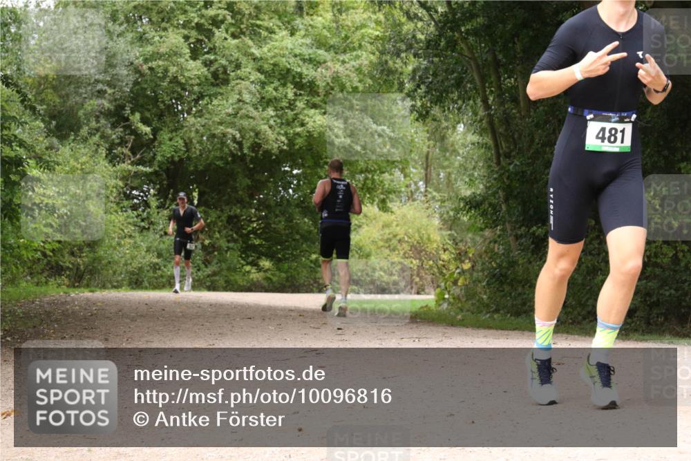 30.08.2026 - Elbe Triathlon Hamburg Antke Förster http://msf.ph/oto/10096816 30.08.2026 10:27:55 Laufen 481 meine-sportfotos.de